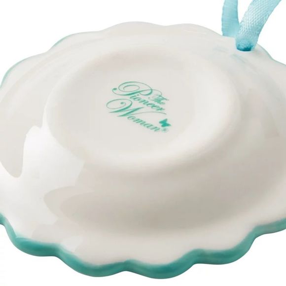 2022 ♥️ New Pioneer Woman Kitchen Christmas Ornament Bundle, Set of 3 - Picture 3 of 5